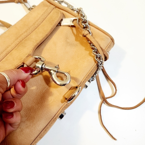 REBBECA MINKOFF Tan Crossbody Leather Bag with Chain Strap and Structured Design - Picture 7 of 16
